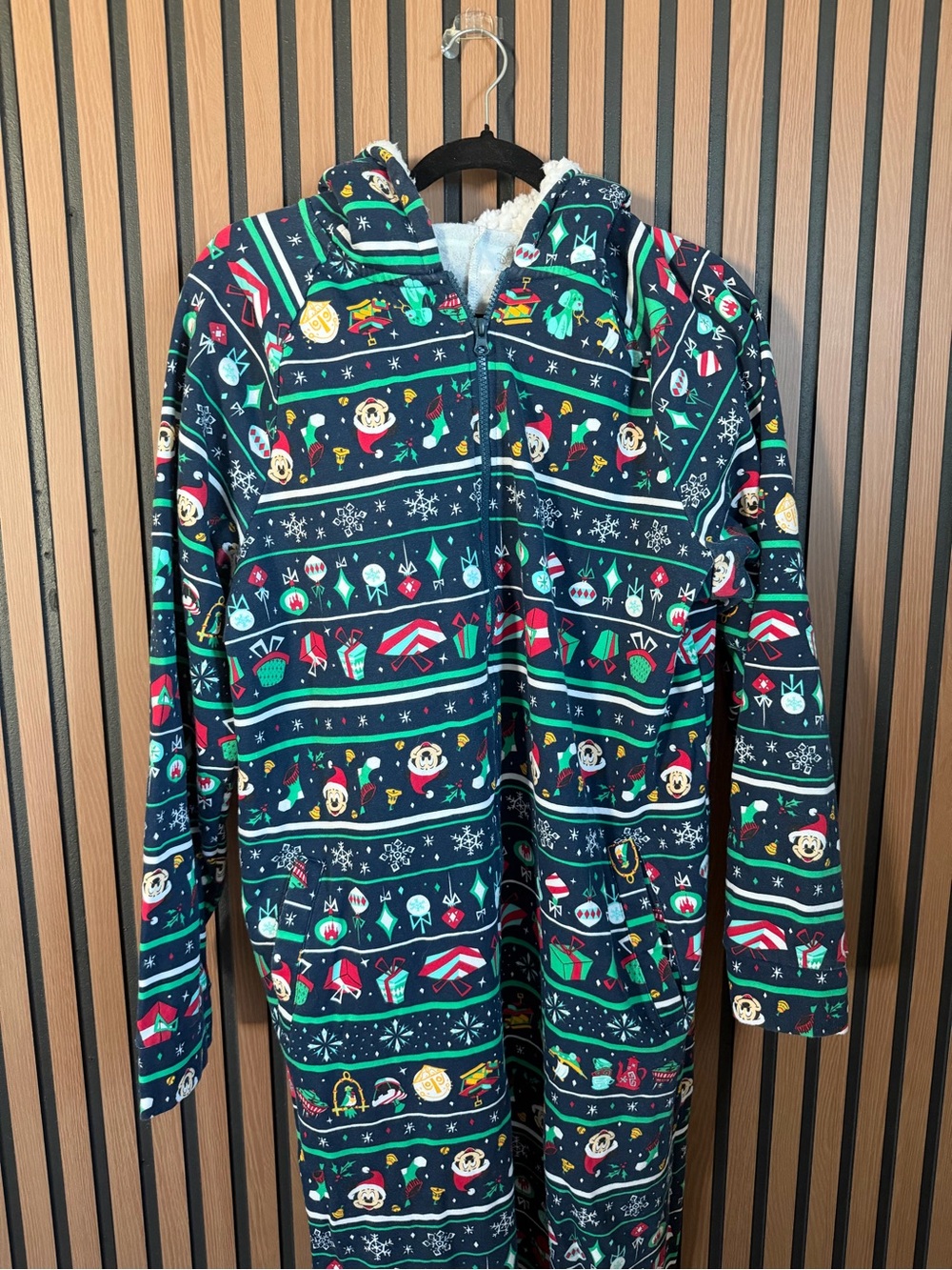 DISNEY Mens Holiday Hooded Jacket pajama